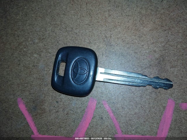 45079853 :رقم المزاد ، 4T1BE32K66U711161 vin ، 2006 Toyota Camry Le مزاد بيع