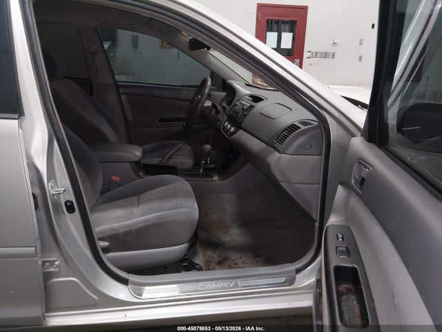 45079853 :رقم المزاد ، 4T1BE32K66U711161 vin ، 2006 Toyota Camry Le مزاد بيع