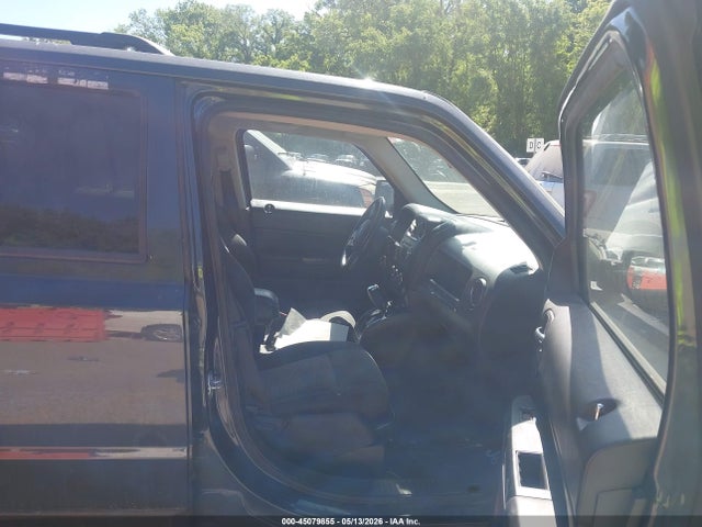 Продажа на аукционе авто 2015 Jeep Patriot Latitude, vin: 1C4NJRFB8FD270286, номер лота: 45079855