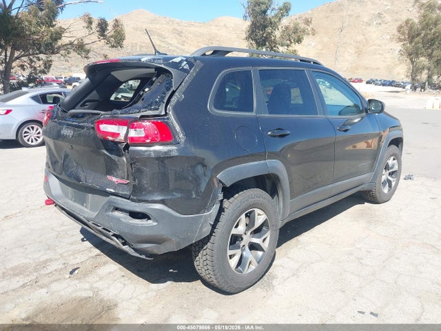 45079866 :رقم المزاد ، 1C4PJMBS3FW756641 vin ، 2015 Jeep Cherokee Trailhawk مزاد بيع