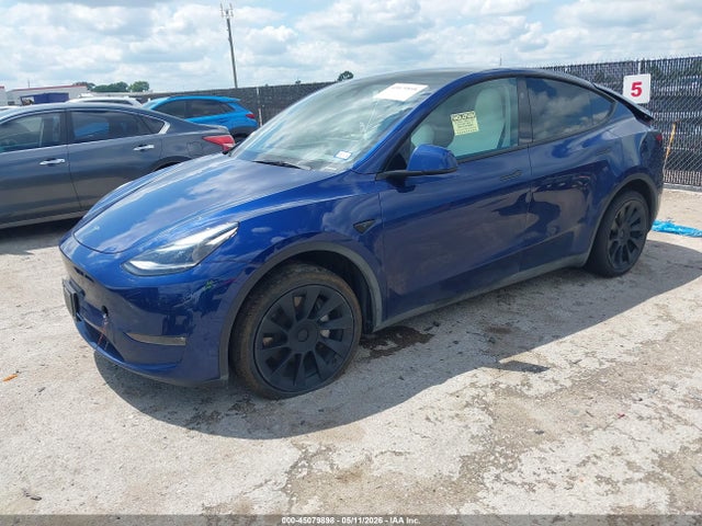 Продаж на аукціоні авто 2025 Tesla Model Y Long Range Dual Motor All-wheel Drive, vin: 7SAYGDEE9SA372032, номер лоту: 45079898
