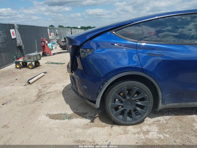 Продаж на аукціоні авто 2025 Tesla Model Y Long Range Dual Motor All-wheel Drive, vin: 7SAYGDEE9SA372032, номер лоту: 45079898