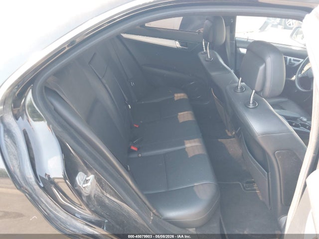 45079903 :رقم المزاد ، WDDGF81X29F260178 vin ، 2009 Mercedes-benz C 300 Luxury 4matic/sport 4matic مزاد بيع