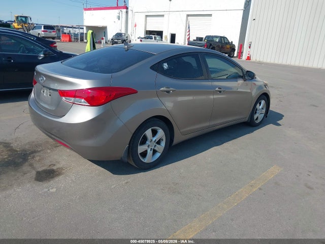 Продажа на аукционе авто 2013 Hyundai Elantra Gls, vin: 5NPDH4AE5DH176322, номер лота: 45079925