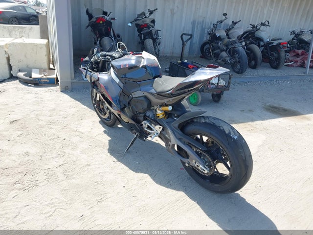 Aukcja sprzedaży 2025 Ducati Panigale V4/v4s, vin: ZDMDAG6W9SB002179, numer aukcji: 45079931
