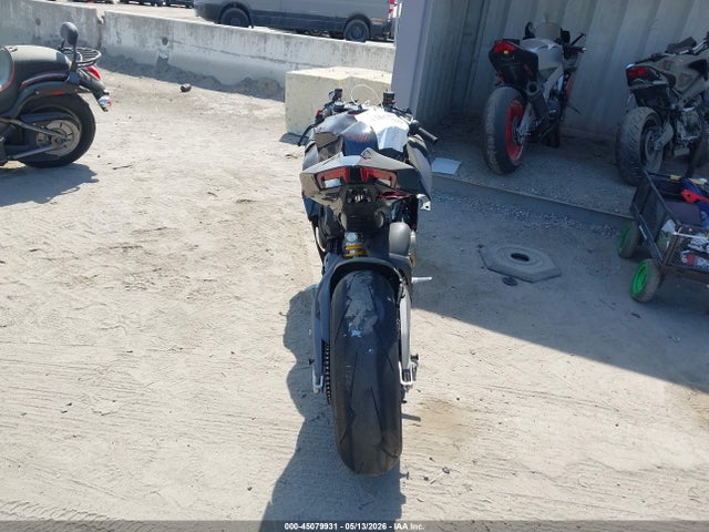 Aukcja sprzedaży 2025 Ducati Panigale V4/v4s, vin: ZDMDAG6W9SB002179, numer aukcji: 45079931