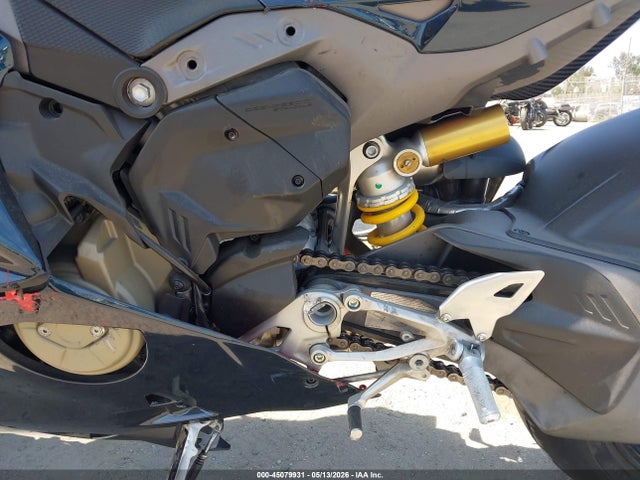 Aukcja sprzedaży 2025 Ducati Panigale V4/v4s, vin: ZDMDAG6W9SB002179, numer aukcji: 45079931