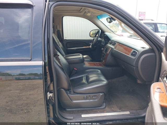 Продаж на аукціоні авто 2008 Chevrolet Tahoe Ltz, vin: 1GNFK13088J105873, номер лоту: 45079936