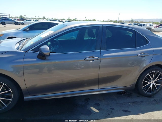 4T1G11AK9MU565097 Toyota CAMRY SE