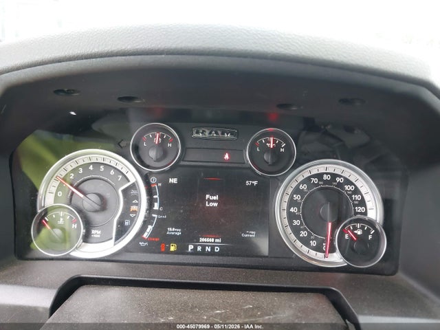45079969 :رقم المزاد ، 1C6RR7FTXDS725484 vin ، 2013 Ram 1500 Express مزاد بيع