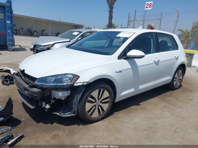 WVWKR7AU6HW953927 Volkswagen E-golf Se