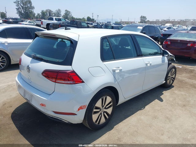WVWKR7AU6HW953927 Volkswagen E-golf Se