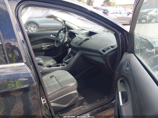 45079998 :رقم المزاد ، 1FMCU0GX0EUA22273 vin ، 2014 Ford Escape Se مزاد بيع