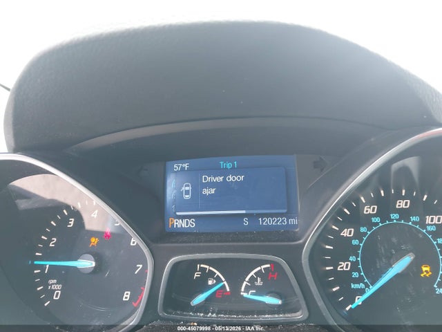 45079998 :رقم المزاد ، 1FMCU0GX0EUA22273 vin ، 2014 Ford Escape Se مزاد بيع