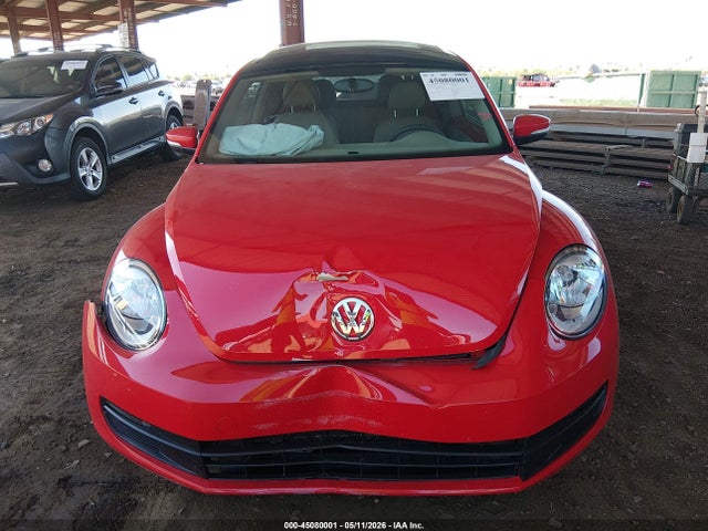 2014 Volkswagen Beetle 2.5l მანქანა იყიდება აუქციონზე, vin: 3VWJP7AT4EM602922, აუქციონის ნომერი: 45080001