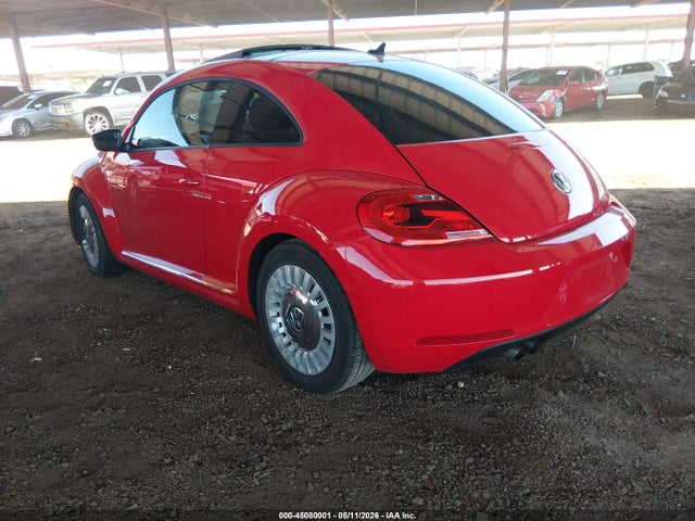 2014 Volkswagen Beetle 2.5l მანქანა იყიდება აუქციონზე, vin: 3VWJP7AT4EM602922, აუქციონის ნომერი: 45080001