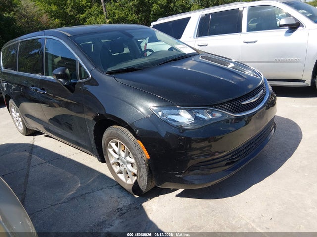 45080026 :رقم المزاد ، 2C4RC1DG4HR675640 vin ، 2017 Chrysler Pacifica Touring مزاد بيع
