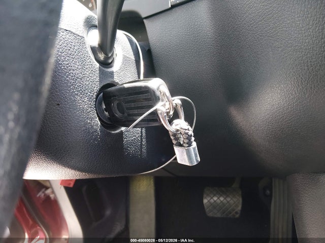 45080028 :رقم المزاد ، WVGAV7AX0BW001817 vin ، 2011 Volkswagen Tiguan S مزاد بيع