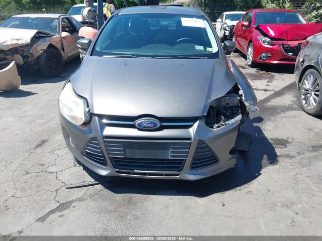 45080035 :رقم المزاد ، 1FADP3K28EL147725 vin ، 2014 Ford Focus Se مزاد بيع