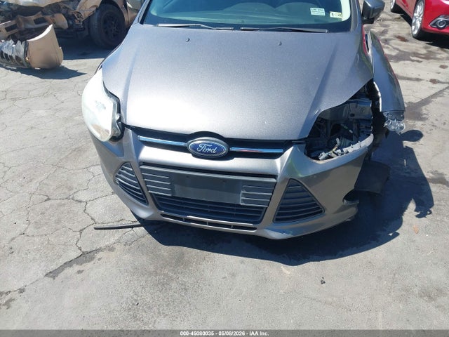 45080035 :رقم المزاد ، 1FADP3K28EL147725 vin ، 2014 Ford Focus Se مزاد بيع
