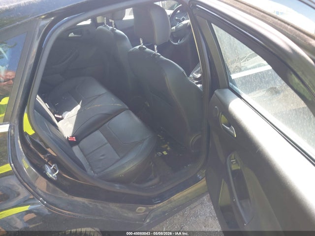 Продажа на аукционе авто 2015 Ford Focus Titanium, vin: 1FADP3N20FL268391, номер лота: 45080043