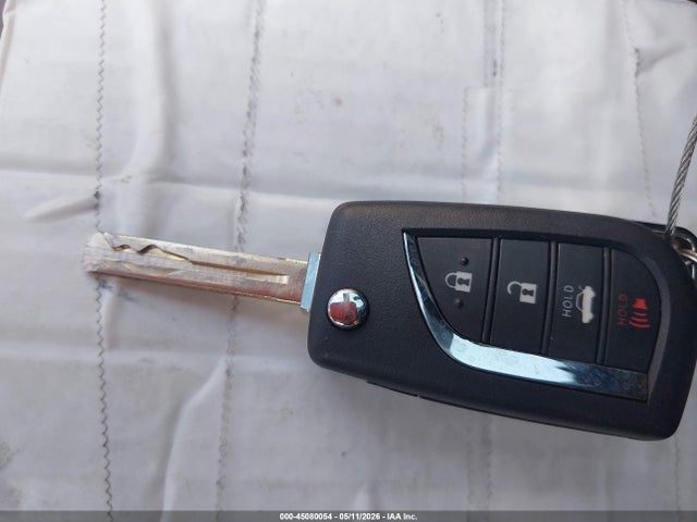4T1B11HK6JU098488 Toyota CAMRY SE