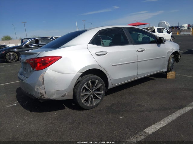 Toyota COROLLA SE 2018 5YFBURHE7JP798909 Image 4