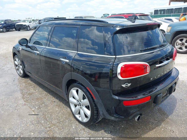 Mini Clubman Cooper S 2017 WMWLU5C30H2E84191 Image 3