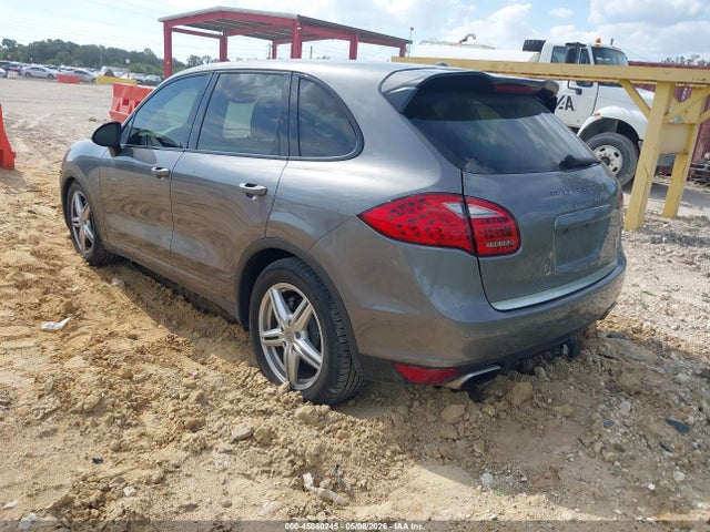 Продаж на аукціоні авто 2012 Porsche Cayenne Hybrid S, vin: WP1AE2A25CLA91186, номер лоту: 45080245