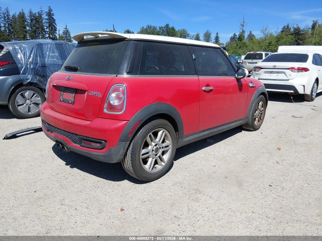45080272 :رقم المزاد ، WMWSV3C55BTY13786 vin ، 2011 Mini Cooper S مزاد بيع