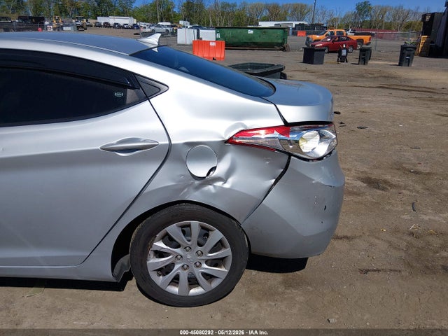 45080292 :رقم المزاد ، 5NPDH4AE8CH105758 vin ، 2012 Hyundai Elantra Gls مزاد بيع