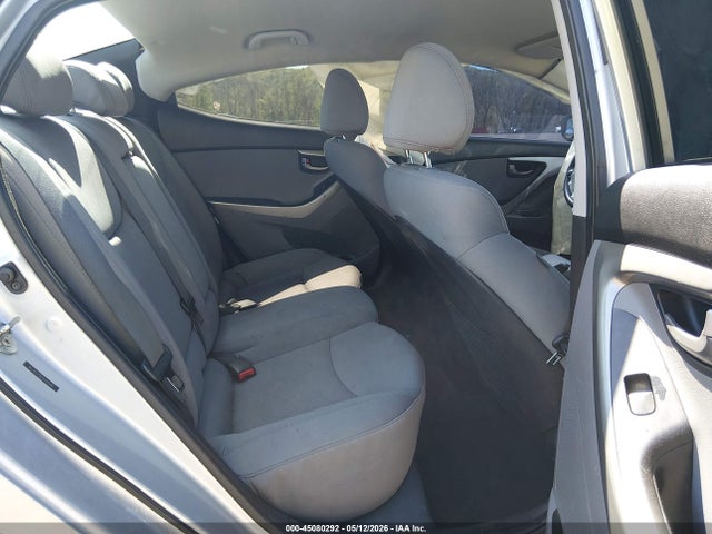 45080292 :رقم المزاد ، 5NPDH4AE8CH105758 vin ، 2012 Hyundai Elantra Gls مزاد بيع