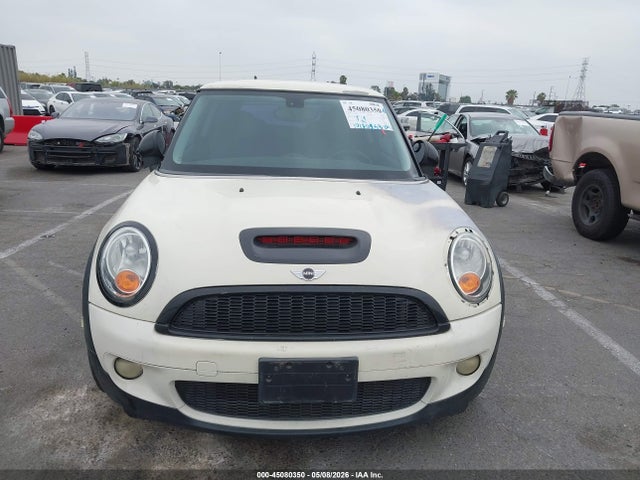 45080350 :رقم المزاد ، WMWMF73569TW82911 vin ، 2009 Mini Cooper S مزاد بيع