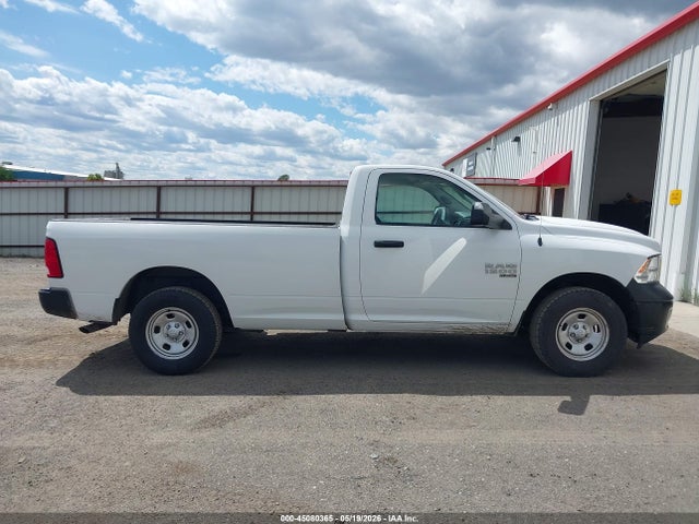 3C6JR7DG5KG503362 RAM 1500 Classic Tradesman 4x4 8&#039; Box