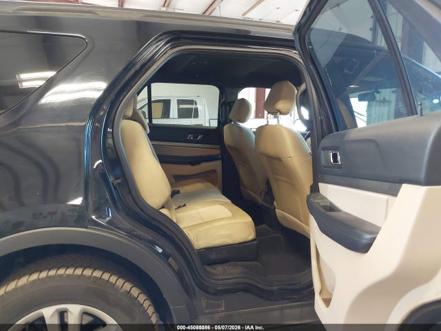 1FM5K8B8XHGD72235 Ford Explorer