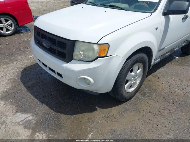 45080402 :رقم المزاد ، 1FMCU03158KA61765 vin ، 2008 Ford Escape Xlt مزاد بيع