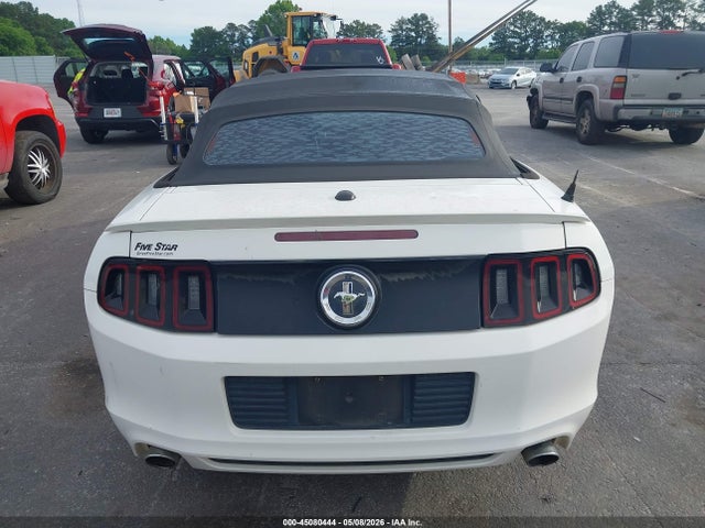 Продаж на аукціоні авто 2013 Ford Mustang V6 Premium, vin: 1ZVBP8EM2D5213956, номер лоту: 45080444