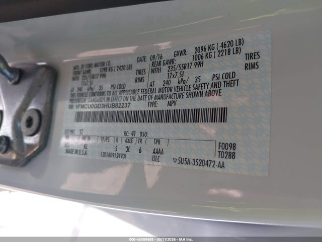 45080459 :رقم المزاد ، 1FMCU0GD3HUB82237 vin ، 2017 Ford Escape Se مزاد بيع