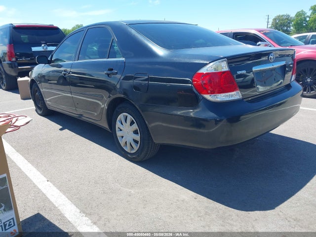 2005 Toyota Camry Le მანქანა იყიდება აუქციონზე, vin: 4T1BE32K85U051039, აუქციონის ნომერი: 45080460