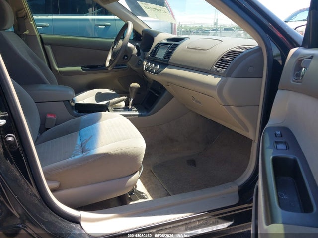 2005 Toyota Camry Le მანქანა იყიდება აუქციონზე, vin: 4T1BE32K85U051039, აუქციონის ნომერი: 45080460