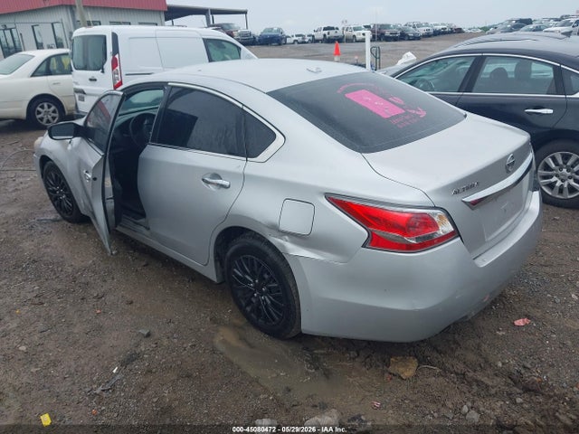 45080472 :رقم المزاد ، 1N4AL3AP9FC174221 vin ، 2015 Nissan Altima مزاد بيع