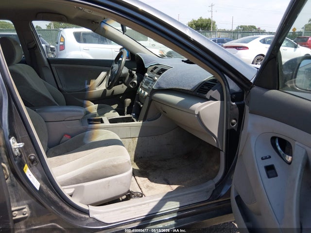45080477 :رقم المزاد ، 4T1BE46K97U170009 vin ، 2007 Toyota Camry Le مزاد بيع