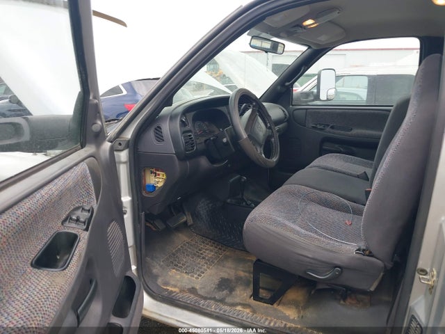 Aukcja sprzedaży 2002 Dodge Ram 3500 St, vin: 3B6MF36672M230037, numer aukcji: 45080541