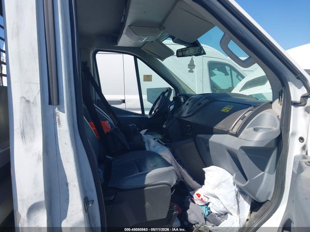 1FDYR5ZM6JKA99713 Ford Transit-250 Cab
