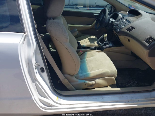 Продажа на аукционе авто 2008 Honda Civic Lx, vin: 2HGFG11638H551076, номер лота: 45080573