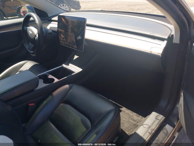 Tesla Model 3 Rear-wheel Drive 2022 5YJ3E1EA4NF107941 Image 5