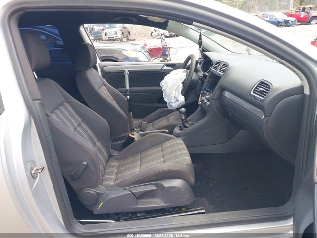 2011 Volkswagen Golf 2.5l 2-door მანქანა იყიდება აუქციონზე, vin: WVWAA7AJ1BW009484, აუქციონის ნომერი: 45080606