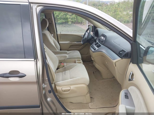45080642 :رقم المزاد ، 5FNRL3H28AB030694 vin ، 2010 Honda Odyssey Lx مزاد بيع