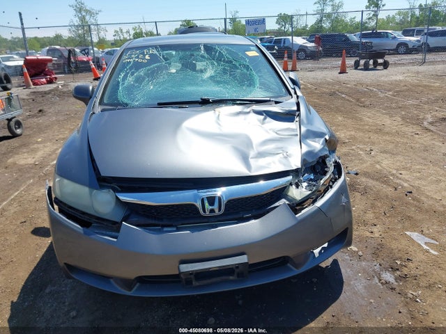 45080698 :رقم المزاد ، 19XFA1F81AE042700 vin ، 2010 Honda Civic Ex مزاد بيع