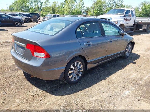 45080698 :رقم المزاد ، 19XFA1F81AE042700 vin ، 2010 Honda Civic Ex مزاد بيع